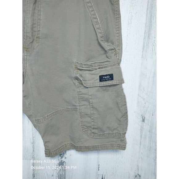 Wrangler Cargo Shorts 32 Tan Relaxed Fit - Picture 2 of 6